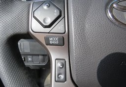 2021 Toyota Tacoma 4WD - Image 31