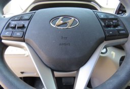 2020 Hyundai Tucson - Image 32