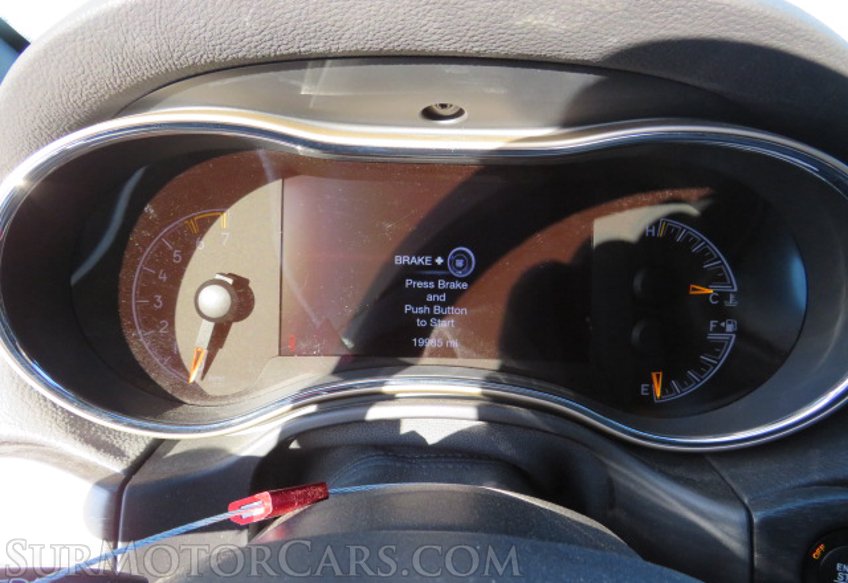 2017 Jeep Grand Cherokee - Image 34