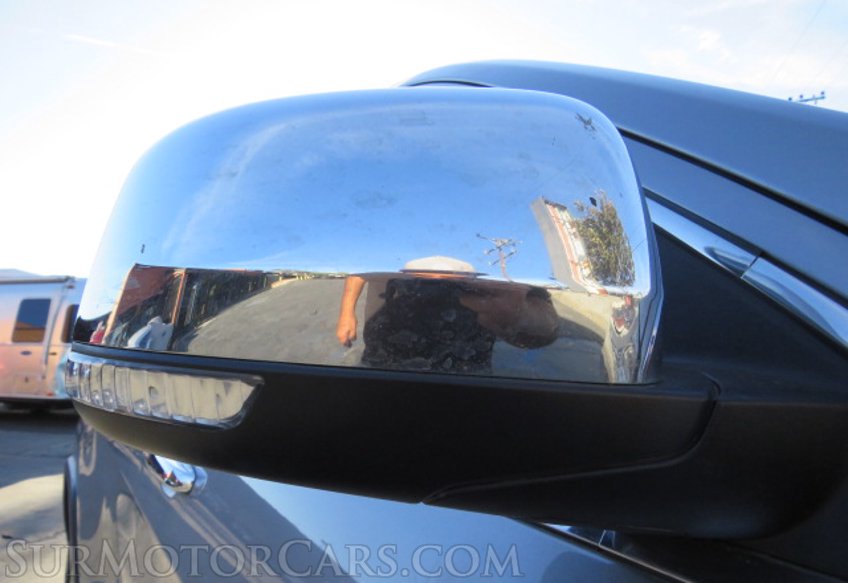 2017 Jeep Grand Cherokee - Image 16