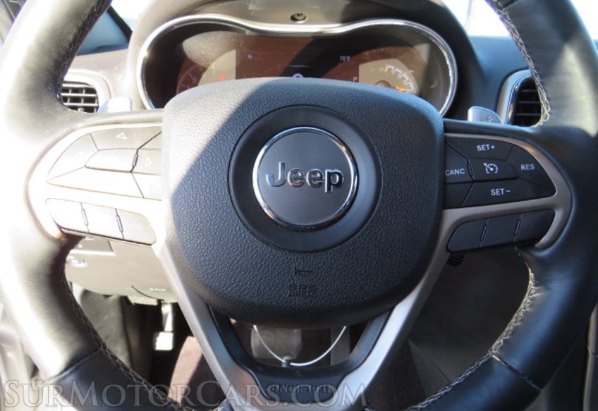 2017 Jeep Grand Cherokee - Image 35