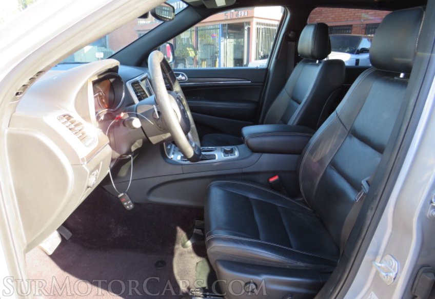 2017 Jeep Grand Cherokee - Image 26