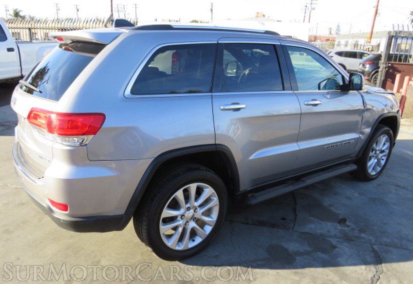 2017 Jeep Grand Cherokee - Image 5