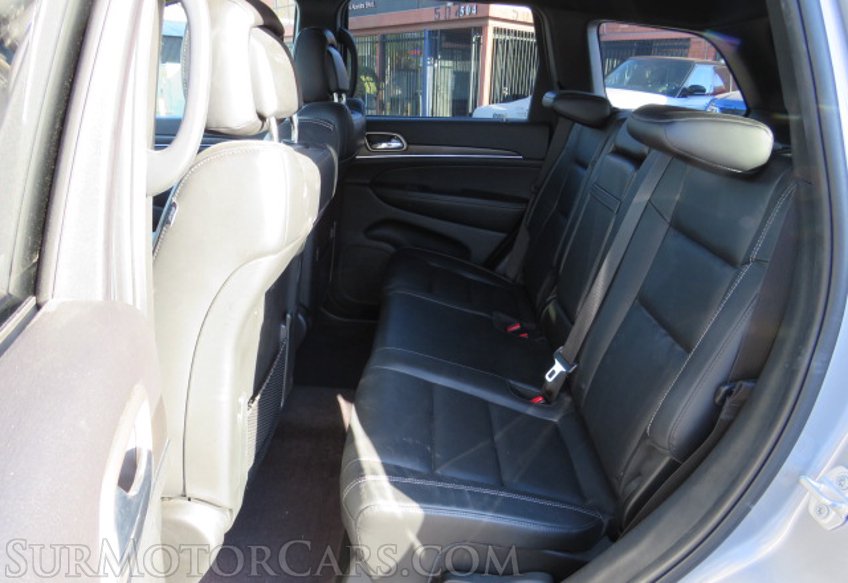 2017 Jeep Grand Cherokee - Image 30