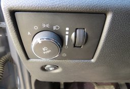 2017 Jeep Grand Cherokee - Image 38