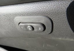 2017 Jeep Grand Cherokee - Image 41