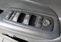 2017 Jeep Grand Cherokee - Image 42