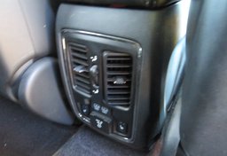 2017 Jeep Grand Cherokee - Image 50