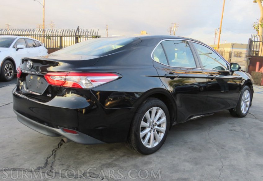 2018 Toyota Camry - Image 10