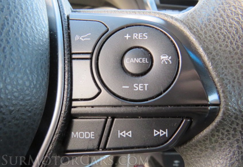 2018 Toyota Camry - Image 38