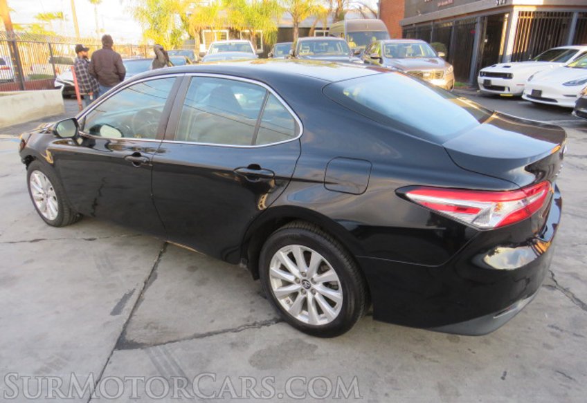 2018 Toyota Camry - Image 7