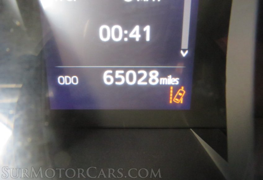 2018 Toyota Camry - Image 31