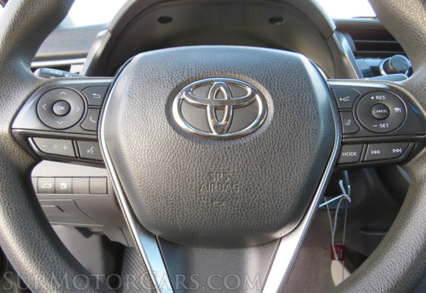 2018 Toyota Camry - Image 37