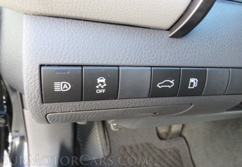 2018 Toyota Camry - Image 42