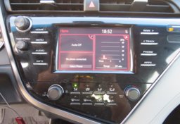 2018 Toyota Camry - Image 33