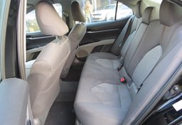 2018 Toyota Camry - Image 28