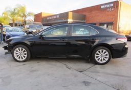 2018 Toyota Camry - Image 5