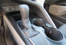 2018 Toyota Camry - Image 35