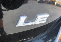 2018 Toyota Camry - Image 16