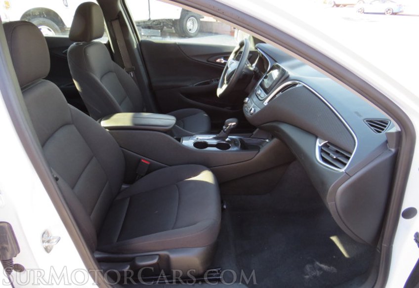 2021 Chevrolet Malibu - Image 24