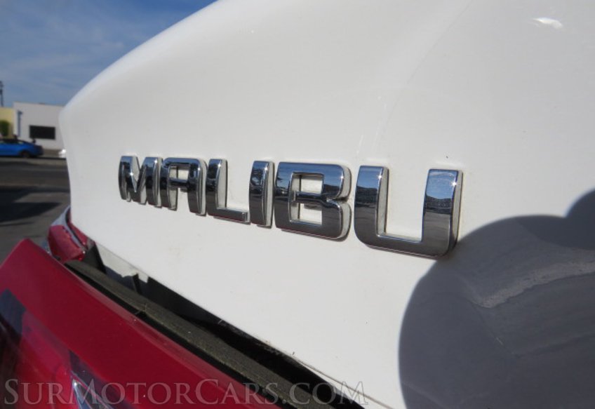 2021 Chevrolet Malibu - Image 18