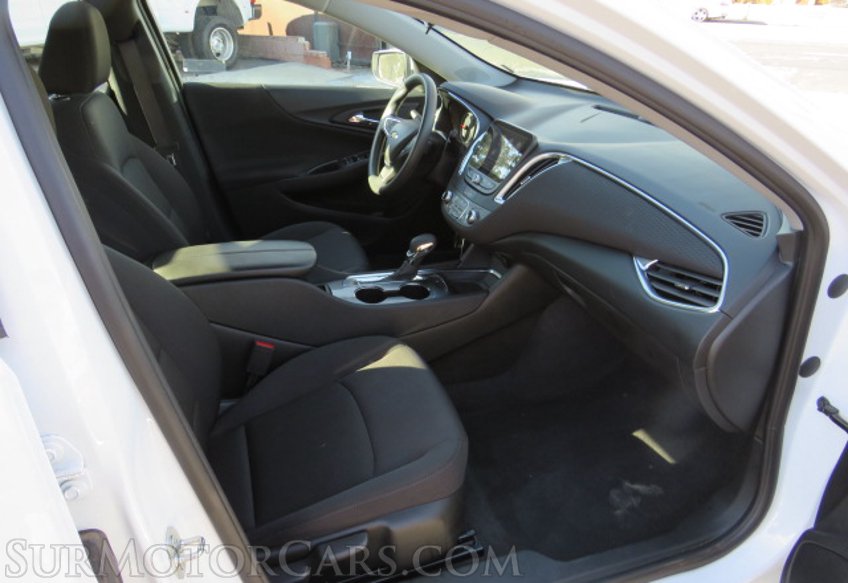 2021 Chevrolet Malibu - Image 26