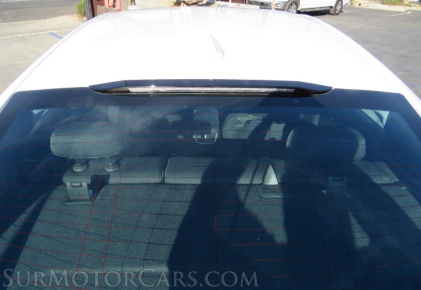 2021 Chevrolet Malibu - Image 15