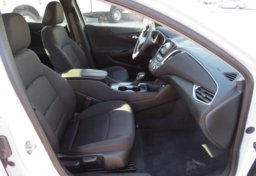 2021 Chevrolet Malibu - Image 24