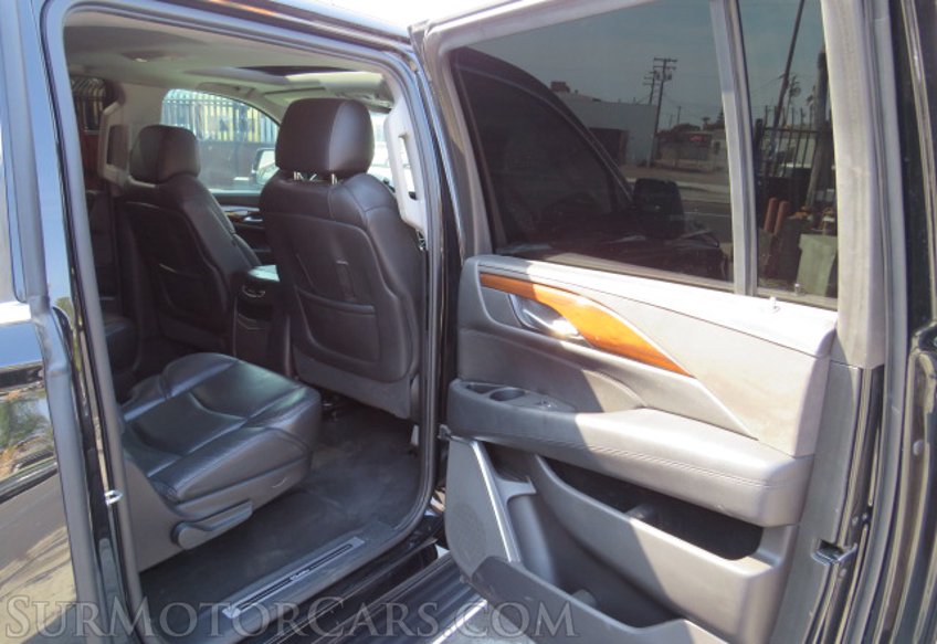 2018 Cadillac Escalade ESV - Image 22