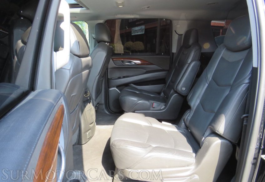 2018 Cadillac Escalade ESV - Image 27
