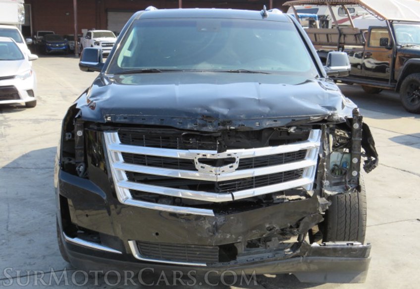 2018 Cadillac Escalade ESV - Image 9