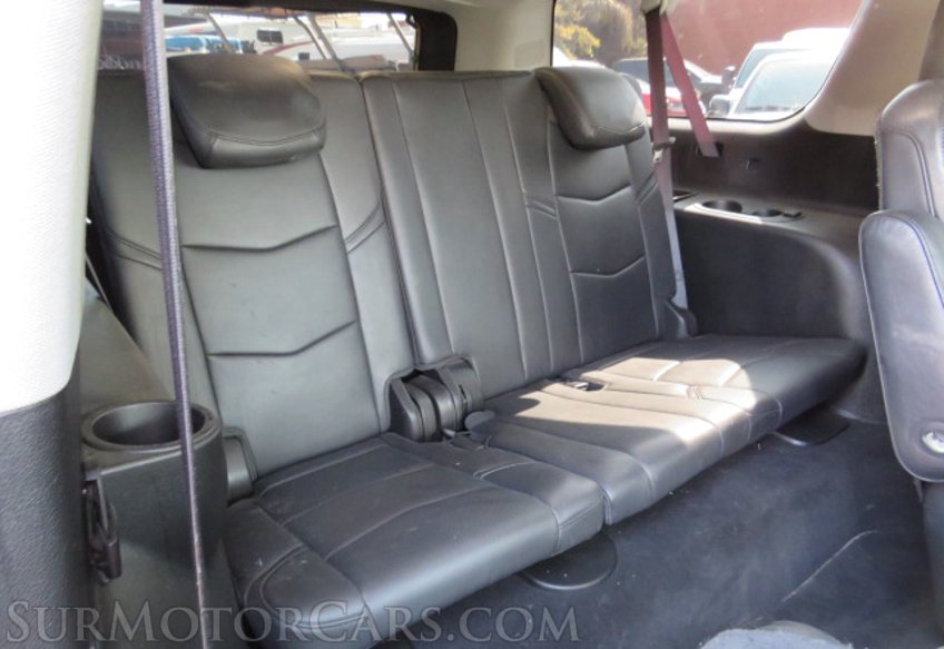 2018 Cadillac Escalade ESV - Image 32