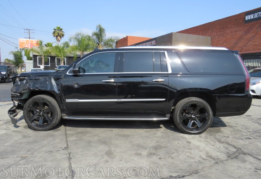 2018 Cadillac Escalade ESV - Image 12