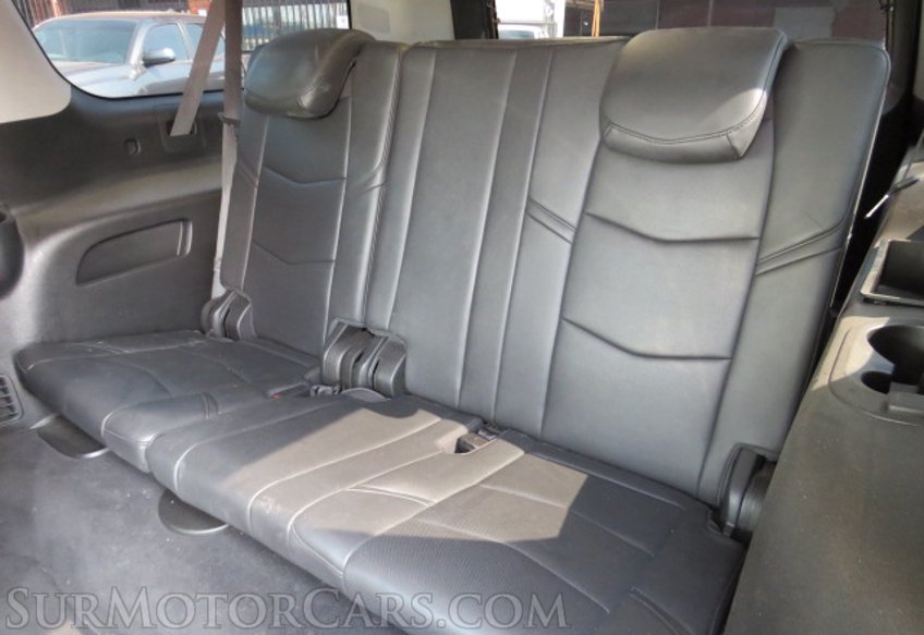 2018 Cadillac Escalade ESV - Image 31