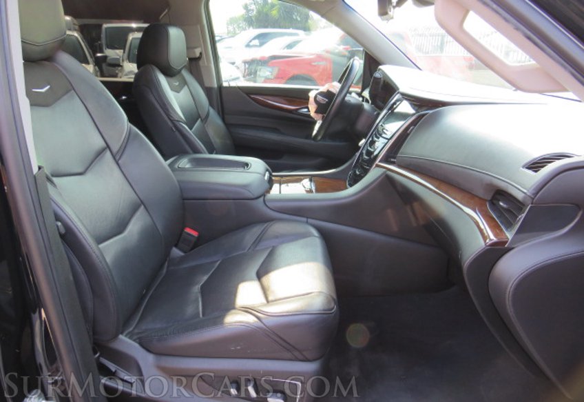 2018 Cadillac Escalade ESV - Image 24