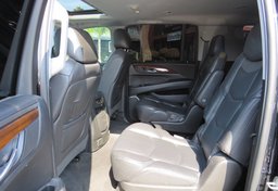 2018 Cadillac Escalade ESV - Image 29
