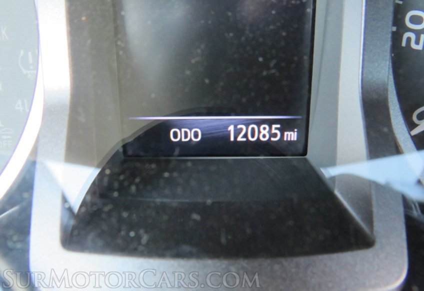 2021 Toyota Tacoma 4WD - Image 32