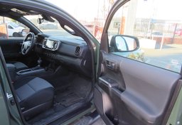 2021 Toyota Tacoma 4WD - Image 21