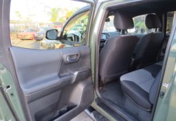 2021 Toyota Tacoma 4WD - Image 22