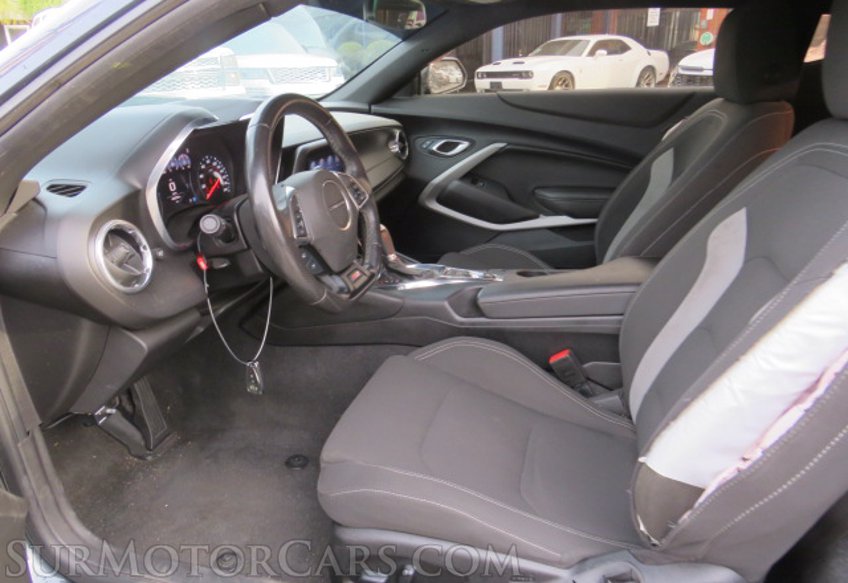 2020 Chevrolet Camaro - Image 22