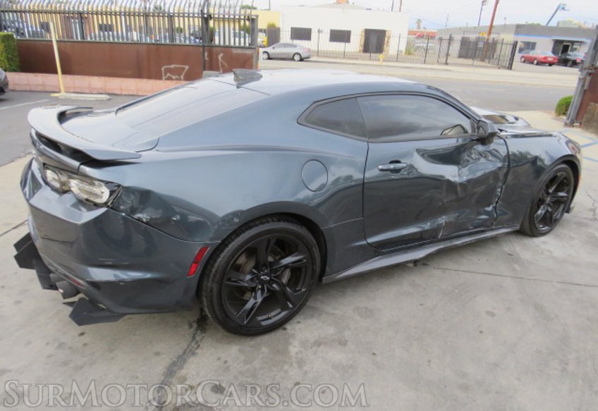 2020 Chevrolet Camaro - Image 9