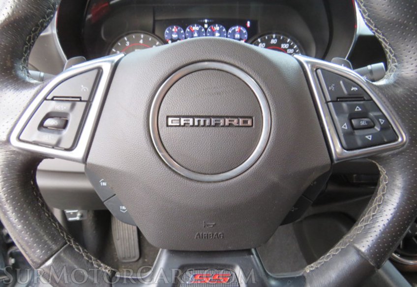 2020 Chevrolet Camaro - Image 39