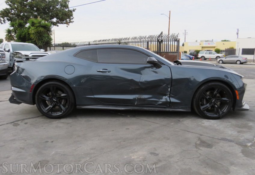 2020 Chevrolet Camaro - Image 7