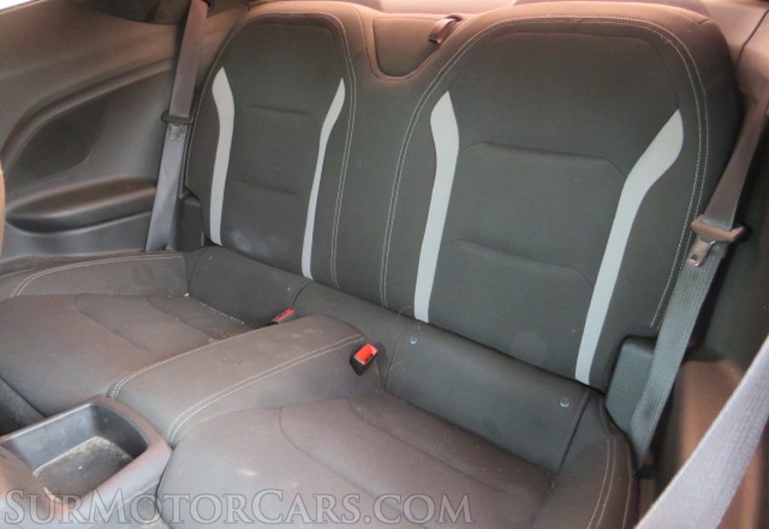 2020 Chevrolet Camaro - Image 27