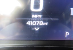 2020 Chevrolet Camaro - Image 28