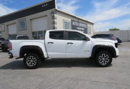 2021 GMC Canyon - Image 11