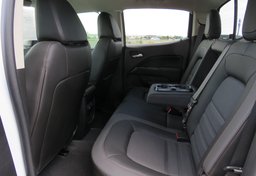 2021 GMC Canyon - Image 32