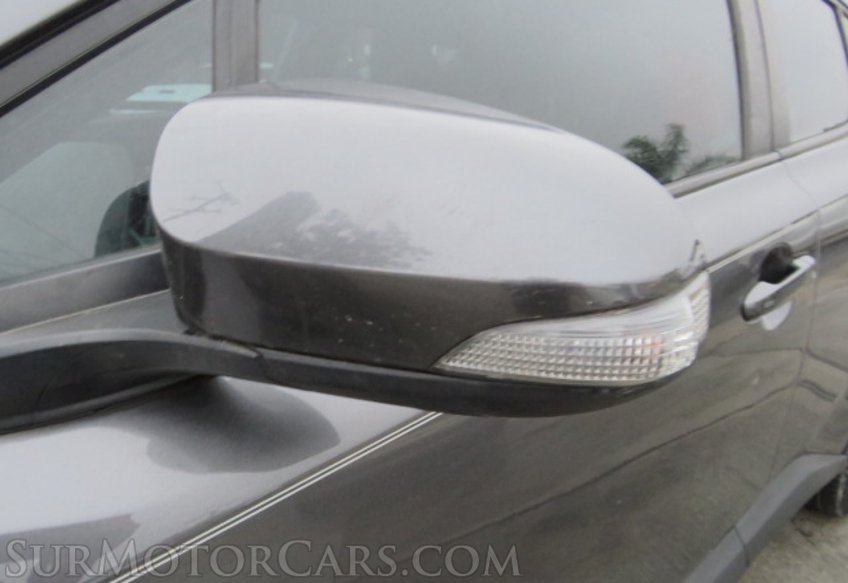 2018 Toyota C-HR - Image 18