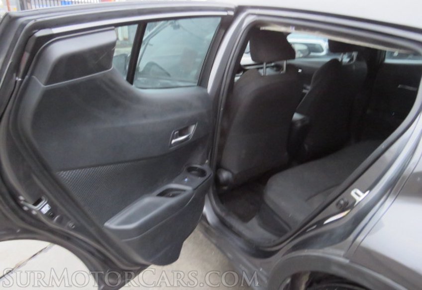 2018 Toyota C-HR - Image 22