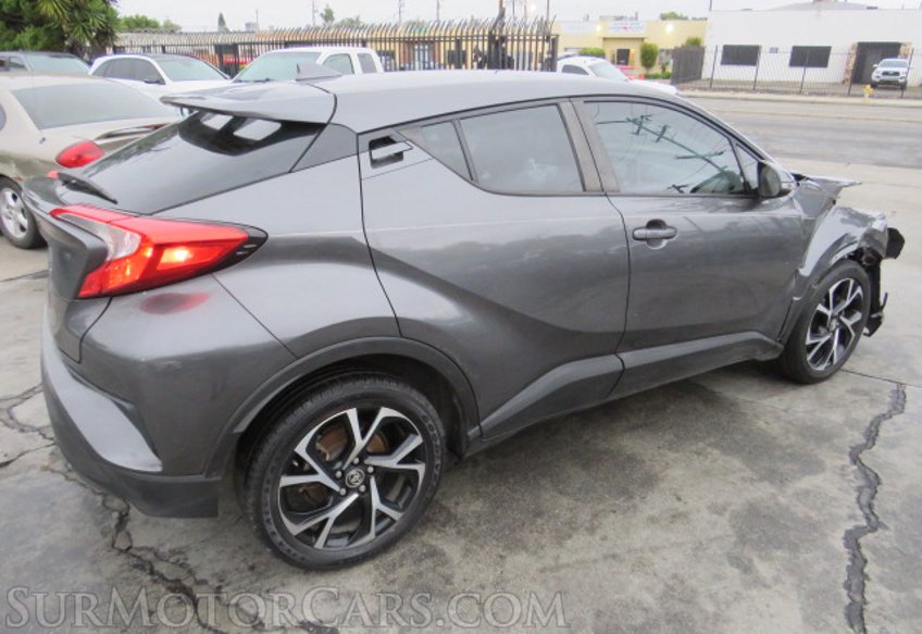 2018 Toyota C-HR - Image 8
